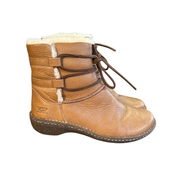 UGG Australia Caspia Leather Ankle Winter Snow Boots Women's 7 Shearling Lined - Picture 1 of 9